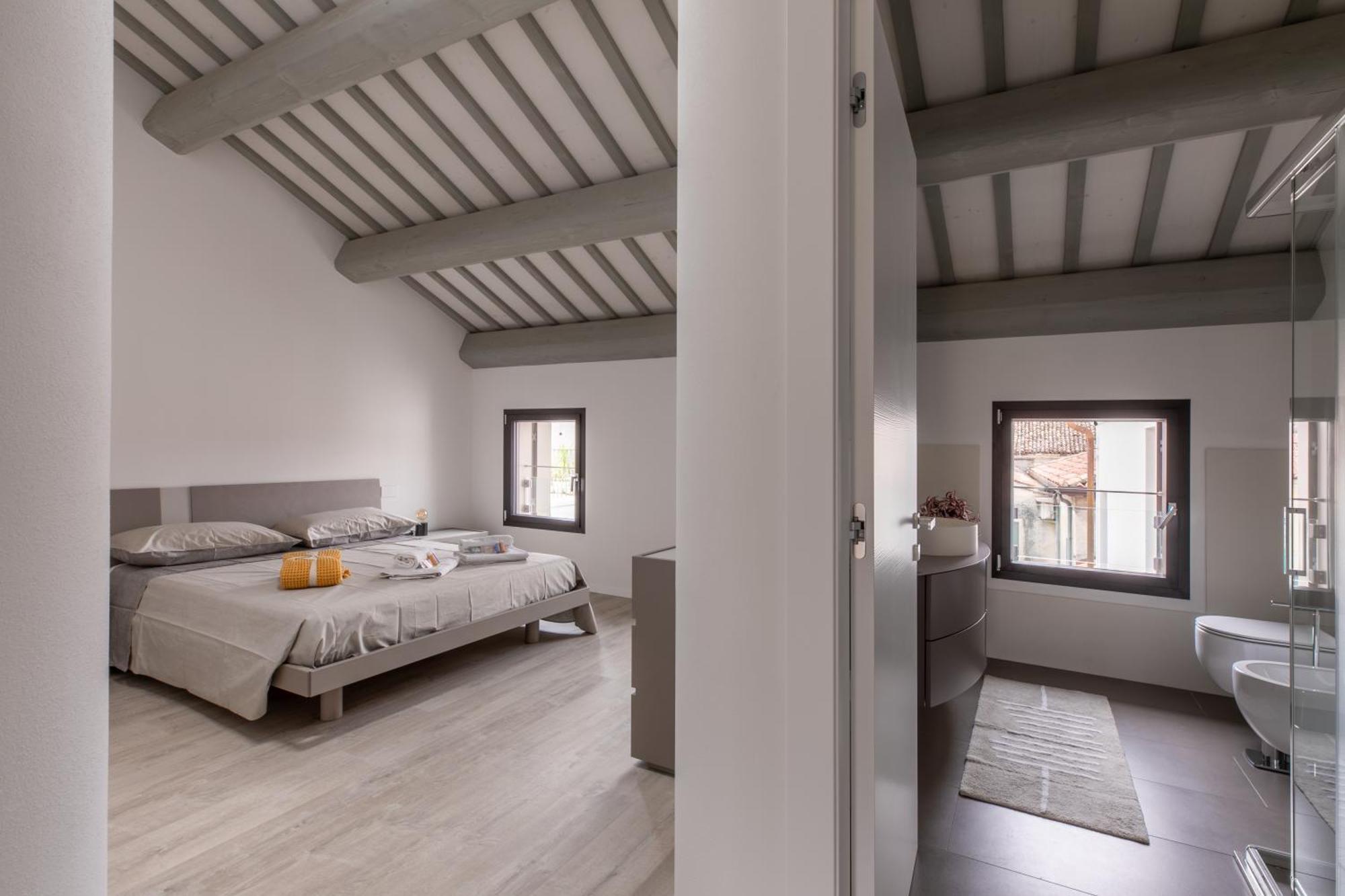 Corte Alle Mura - Mansarda Lux Cittadella Luaran gambar